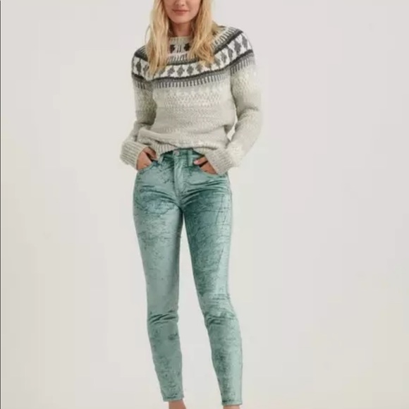 Lucky Brand Denim - NWT Lucky Brand Mid Rise Ava Velvet Skinny Jeans